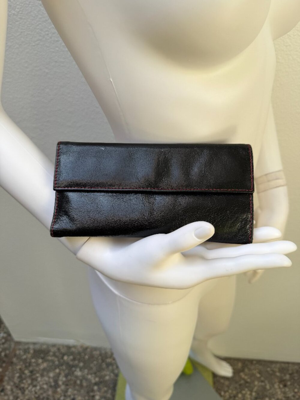 Tusk Black Leather Trifold Wallet Red Interior